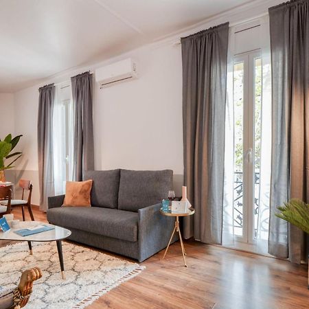 Comte Urgell Apartment Barcelona Bagian luar foto