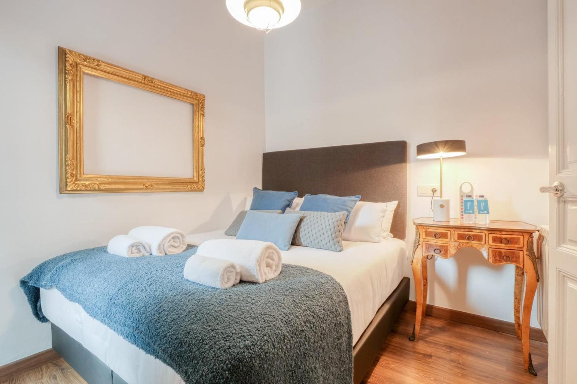 Comte Urgell Apartment Barcelona Bagian luar foto