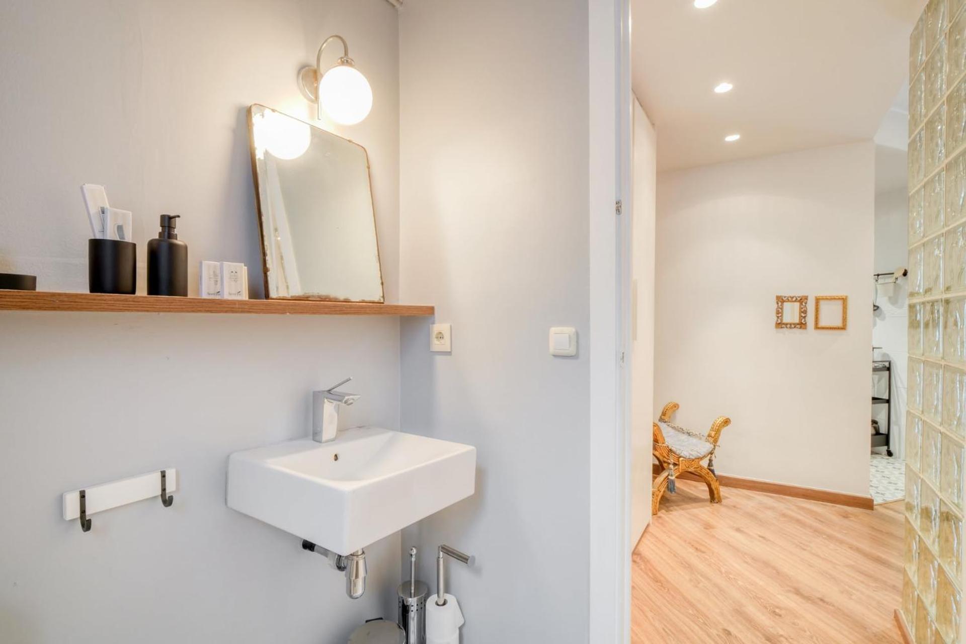 Comte Urgell Apartment Barcelona Bagian luar foto